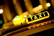 رانندگان تاکسی ‌های اینترنتی به ‌زودی بیمه می‌ شوند